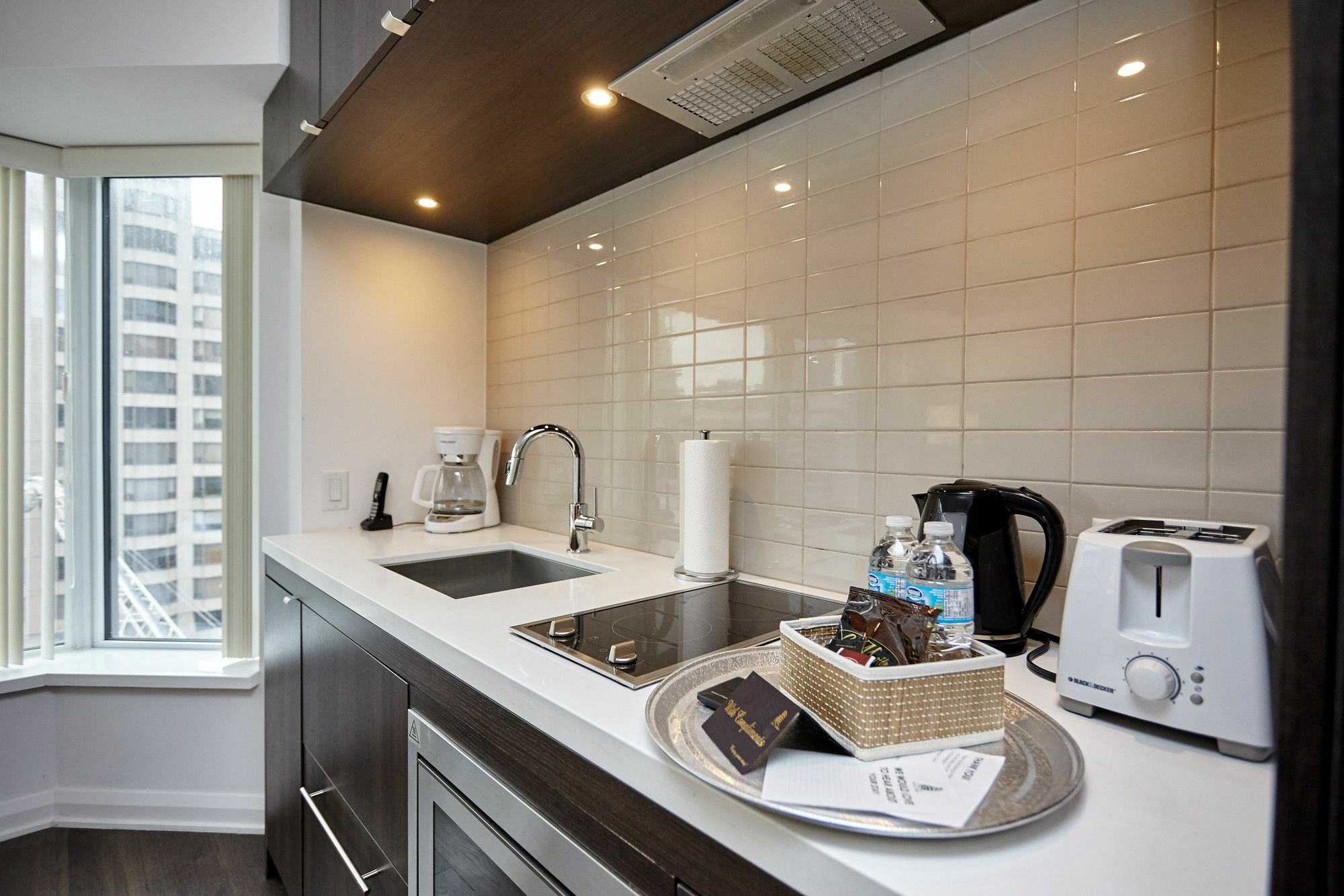 טורונטו Atlas Suites - Yorkville Furnished Apartments מראה חיצוני תמונה